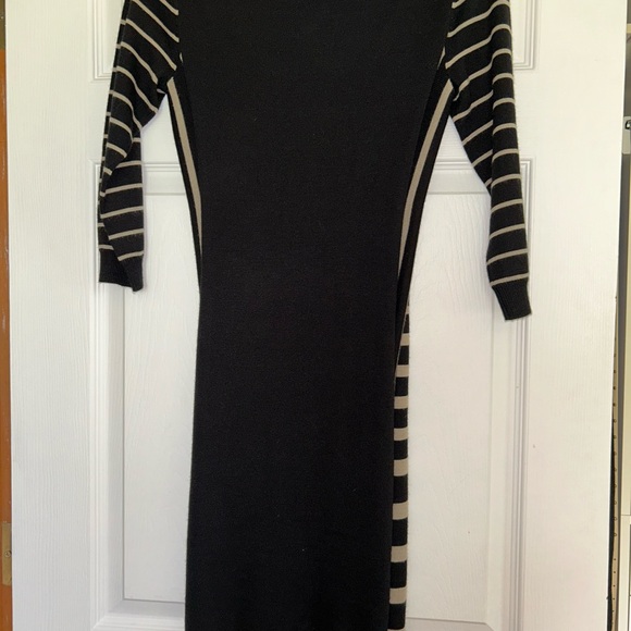 Ann Taylor sweater dress - Picture 2 of 4